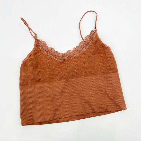 Urban Outfitters pink ribbed lace trim bralette - Picture 1 of 4